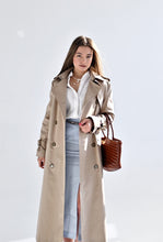 Загрузить изображение в средство просмотра галереи, Тренч двубортный с втачным плечом