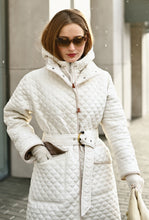 Загрузить изображение в средство просмотра галереи, Пальто стеганое со съемным капюшоном ecru