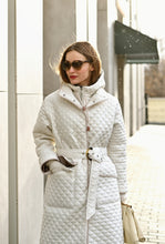 Загрузить изображение в средство просмотра галереи, Пальто стеганое со съемным капюшоном ecru