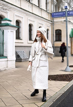 Загрузить изображение в средство просмотра галереи, Пальто стеганое со съемным капюшоном ecru