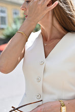 Загрузить изображение в средство просмотра галереи, Жилет классический