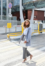 Загрузить изображение в средство просмотра галереи, Полупальто двубортное с поясом