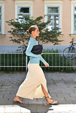 Загрузить изображение в средство просмотра галереи, Юбка в рубчик с разрезом