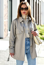 Загрузить изображение в средство просмотра галереи, Куртка-ветровка с рукавом реглан