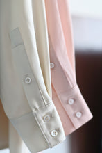 Загрузить изображение в средство просмотра галереи, Блуза шелковая классическая