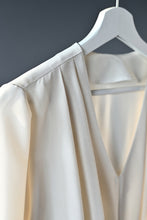 Загрузить изображение в средство просмотра галереи, Блуза со складками
