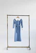 Загрузить изображение в средство просмотра галереи, Платье со съемным воротником
